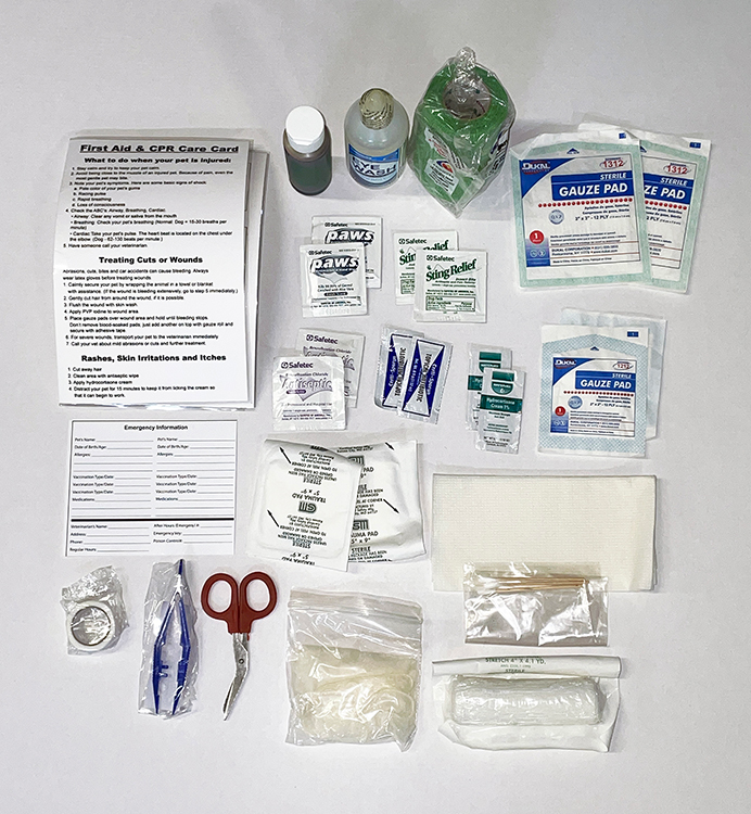 Sport Dog bag content first aid items for hunting dogs